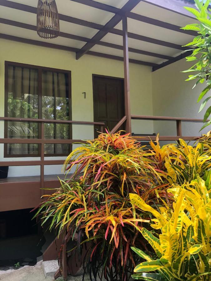 Coracasa Bed And Breakfast General Luna  Exterior photo