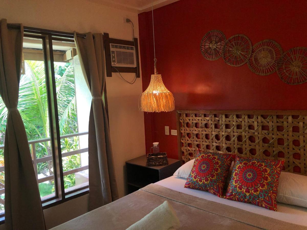 Coracasa Bed And Breakfast General Luna  Exterior photo