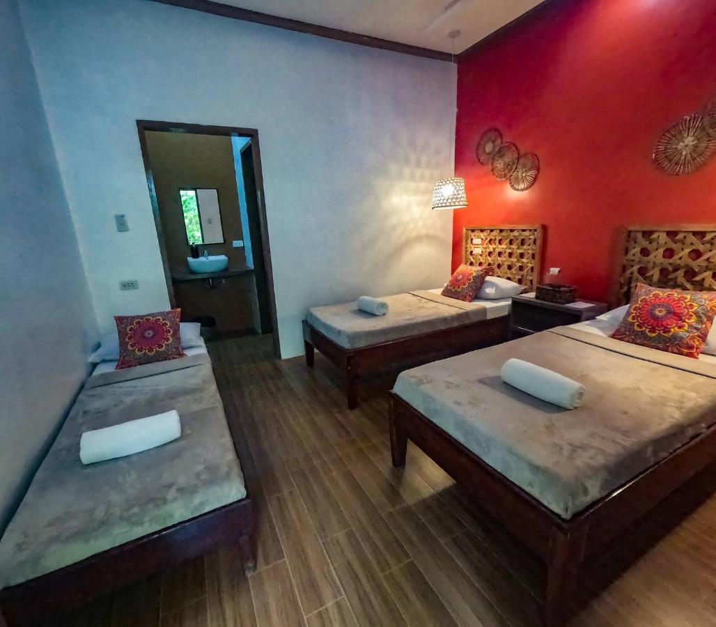 Coracasa Bed And Breakfast General Luna  Exterior photo